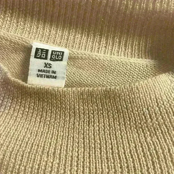 UNIQLO Cream Mock Neck Sweater XS - Picture 2 of 8